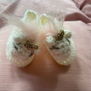 Unicorn knitted baby booties - one size